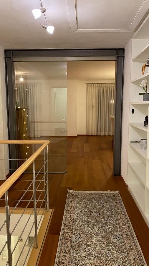 Fewo Luxus Wohnung Im Eigenen Ferienhaus, 120 Qm, Naehe Regensburg Mit Balkon, Terrasse & Garten, Gute Zuganbindung Laber Exteriér fotografie
