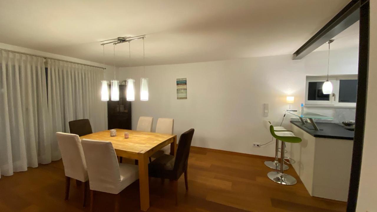 Fewo Luxus Wohnung Im Eigenen Ferienhaus, 120 Qm, Naehe Regensburg Mit Balkon, Terrasse & Garten, Gute Zuganbindung Laber Exteriér fotografie