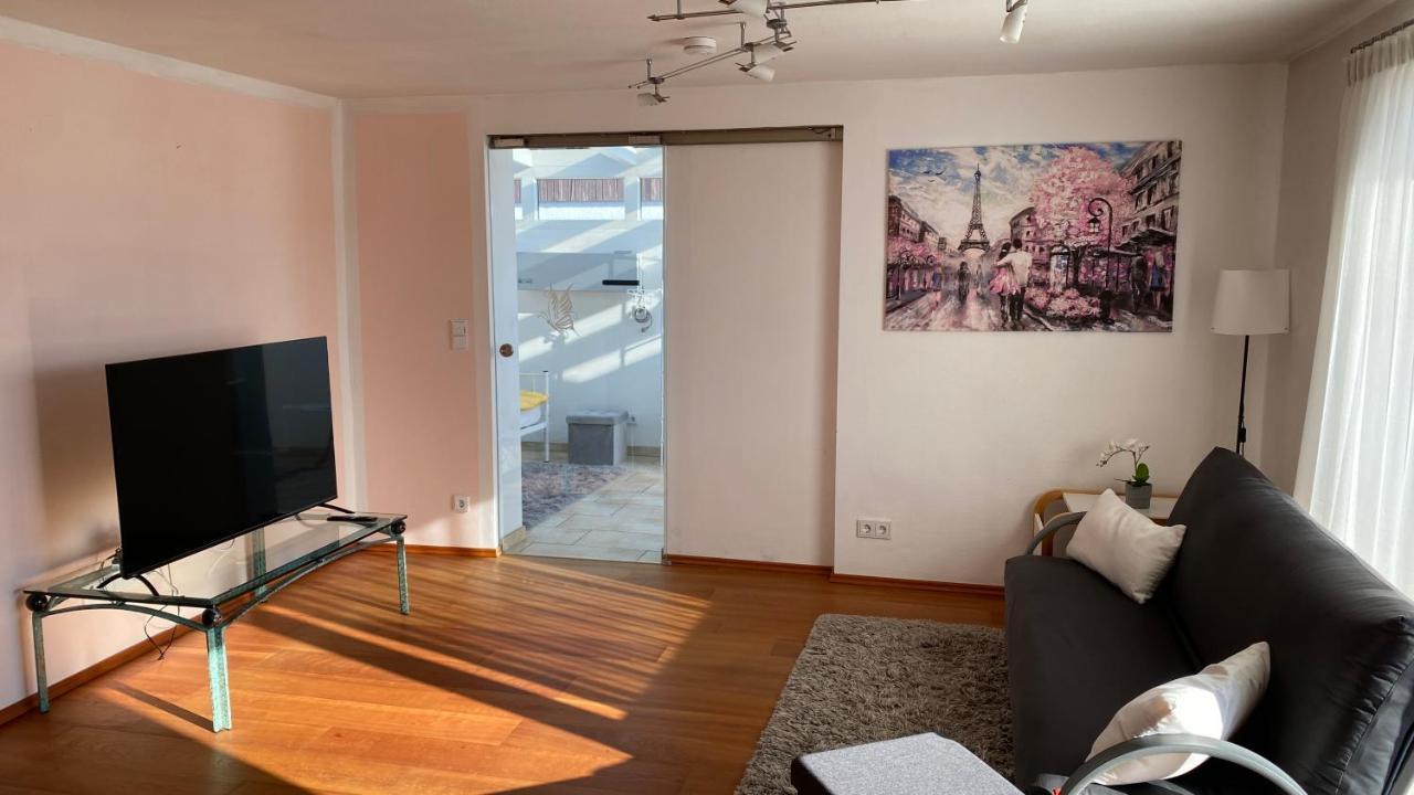 Fewo Luxus Wohnung Im Eigenen Ferienhaus, 120 Qm, Naehe Regensburg Mit Balkon, Terrasse & Garten, Gute Zuganbindung Laber Exteriér fotografie