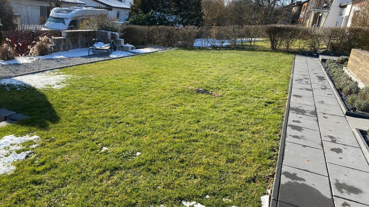 Fewo Luxus Wohnung Im Eigenen Ferienhaus, 120 Qm, Naehe Regensburg Mit Balkon, Terrasse & Garten, Gute Zuganbindung Laber Exteriér fotografie
