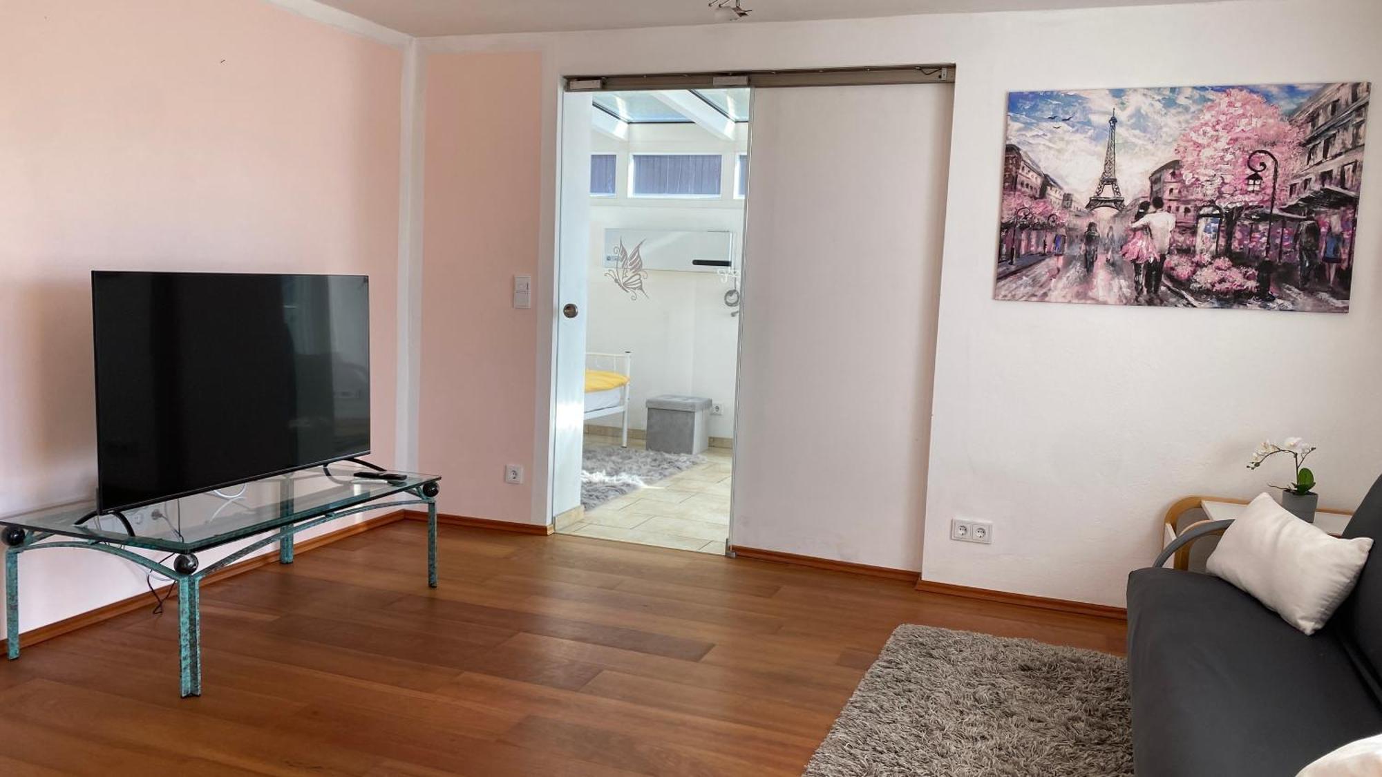 Fewo Luxus Wohnung Im Eigenen Ferienhaus, 120 Qm, Naehe Regensburg Mit Balkon, Terrasse & Garten, Gute Zuganbindung Laber Exteriér fotografie